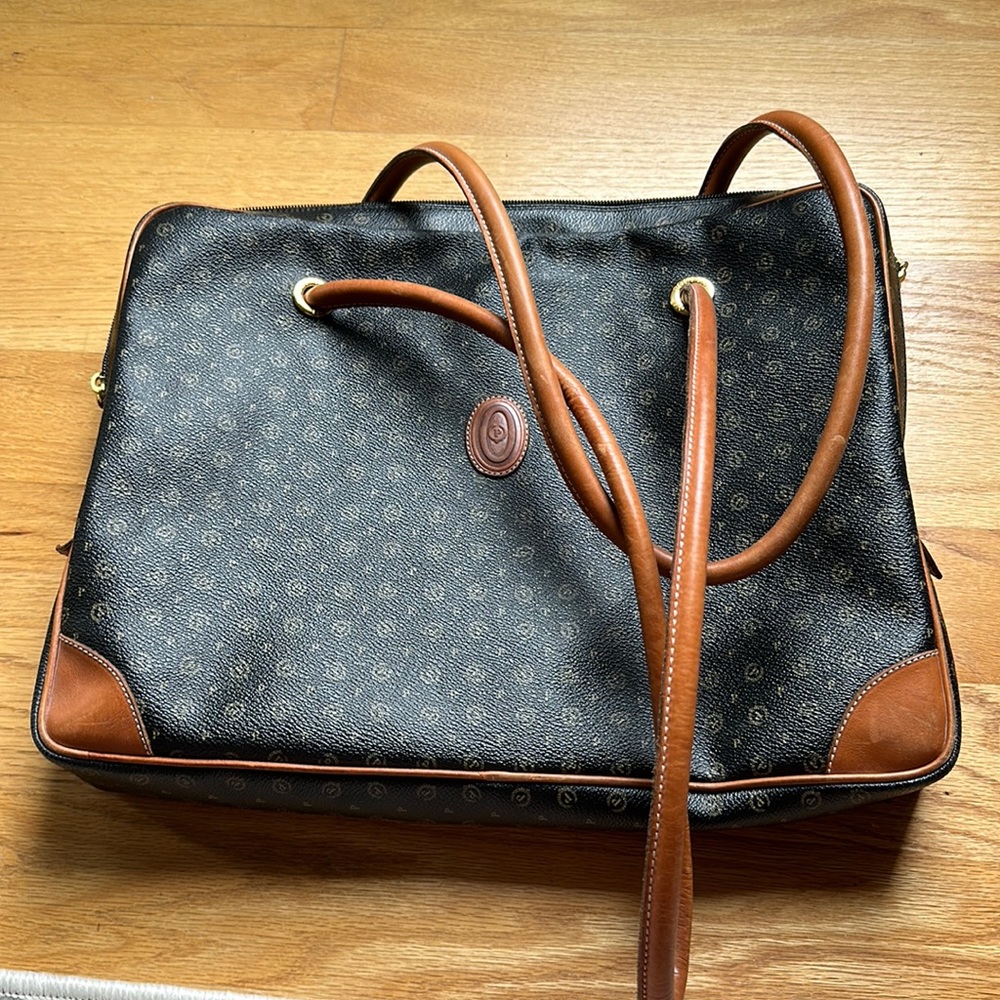 Pollini vintage shoulder bag, perfect condition